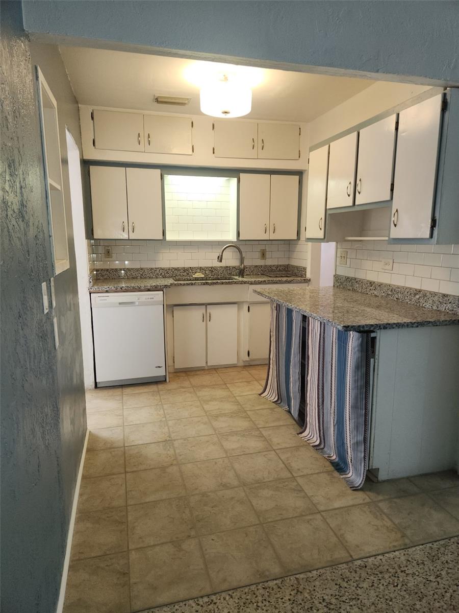 13406 BOCA CIEGA AVE #4 — photo 3