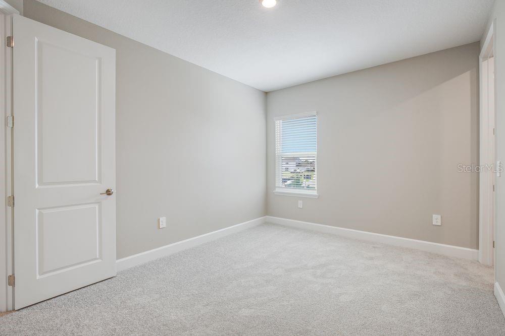 712 SKY SHADE DR — photo 15