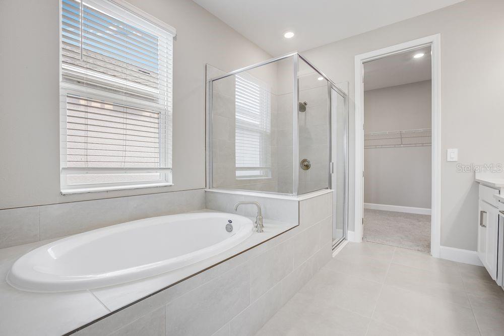 712 SKY SHADE DR — photo 12