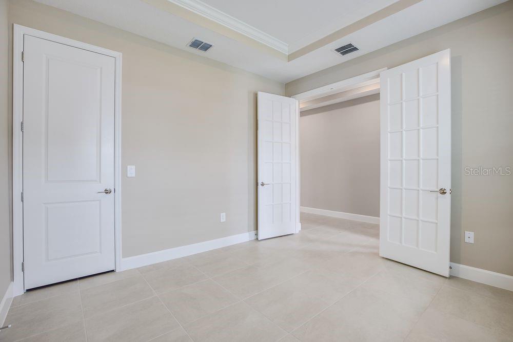 712 SKY SHADE DR — photo 19
