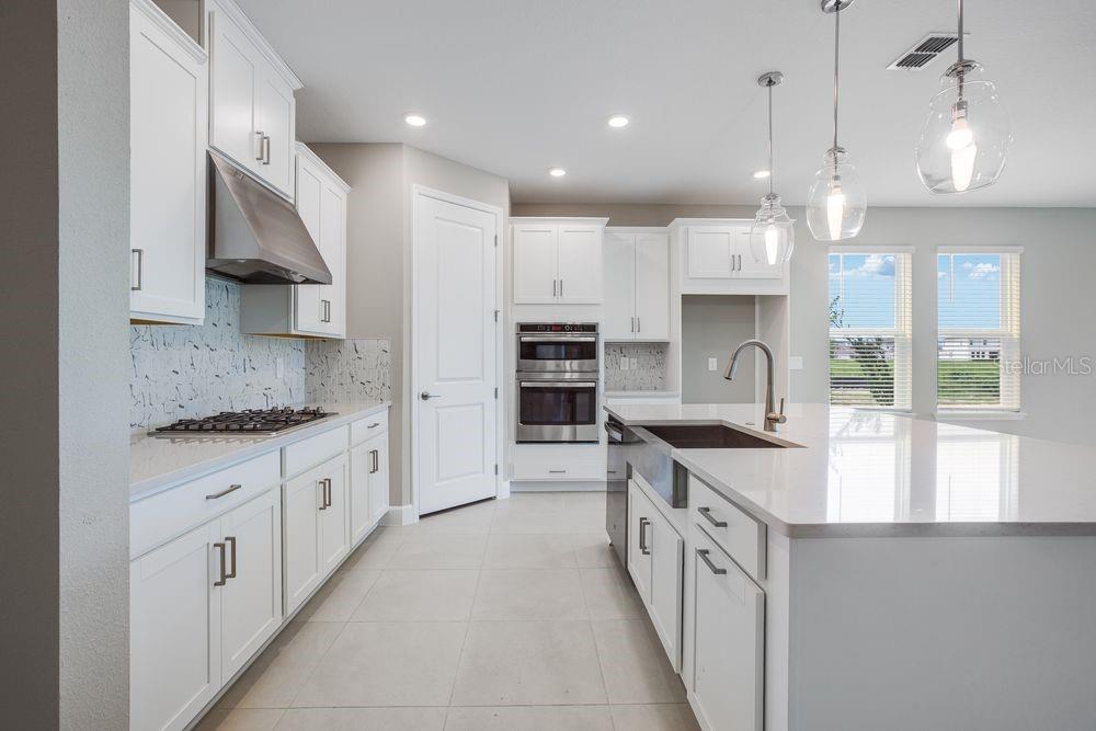 712 SKY SHADE DR — photo 7