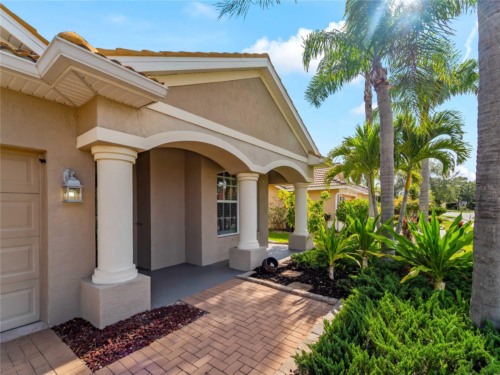 11631 DANCING RIVER DR — photo 6