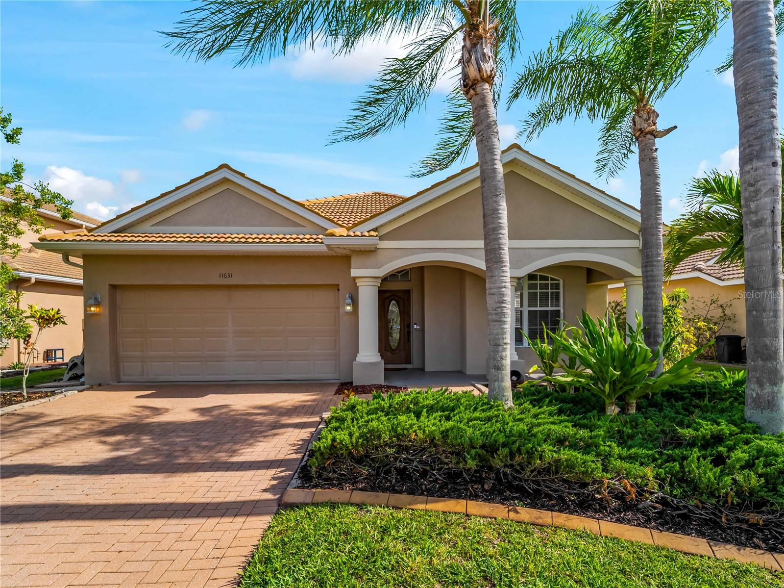 11631 DANCING RIVER DR — photo 3
