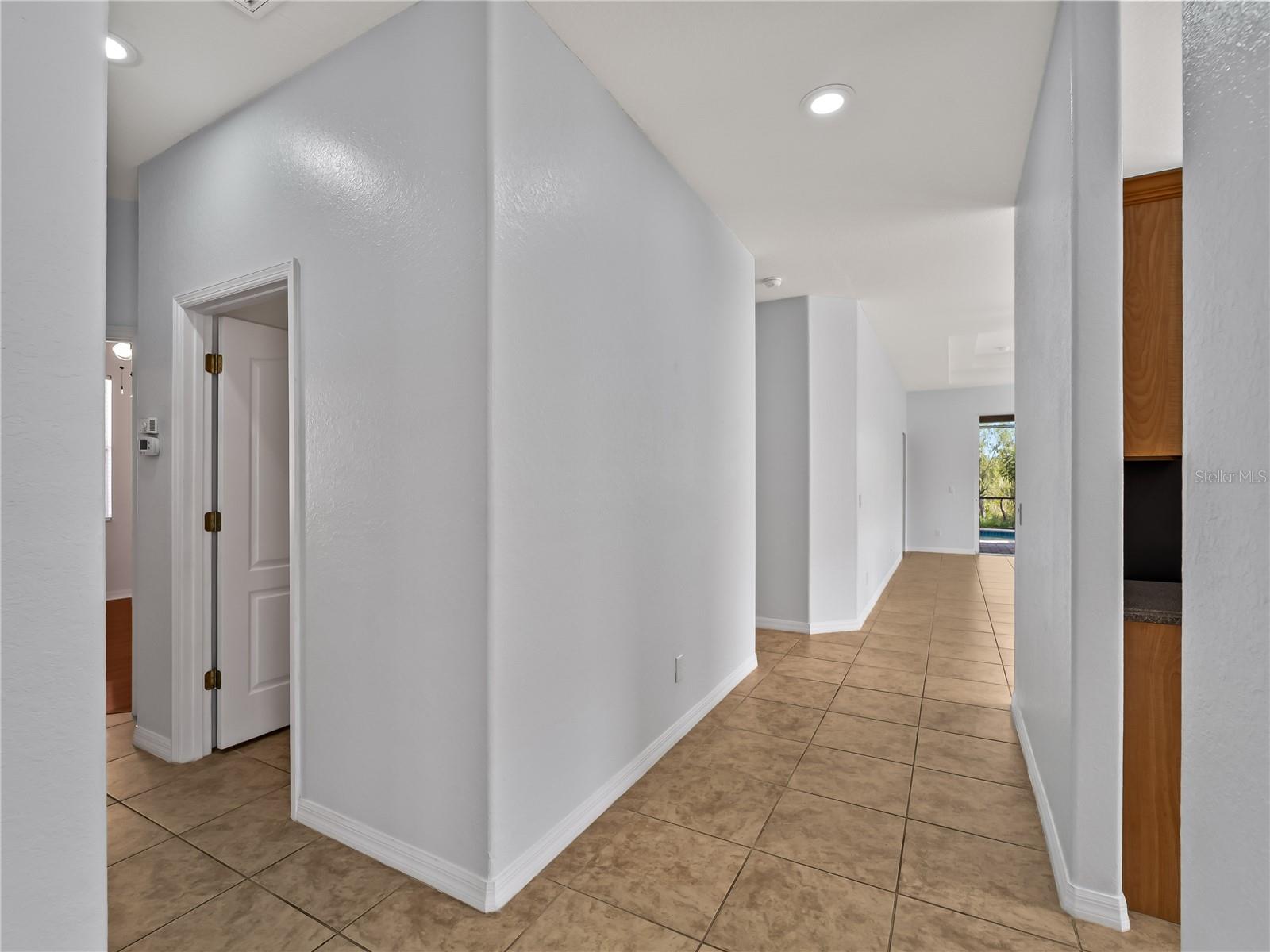 11631 DANCING RIVER DR — photo 17