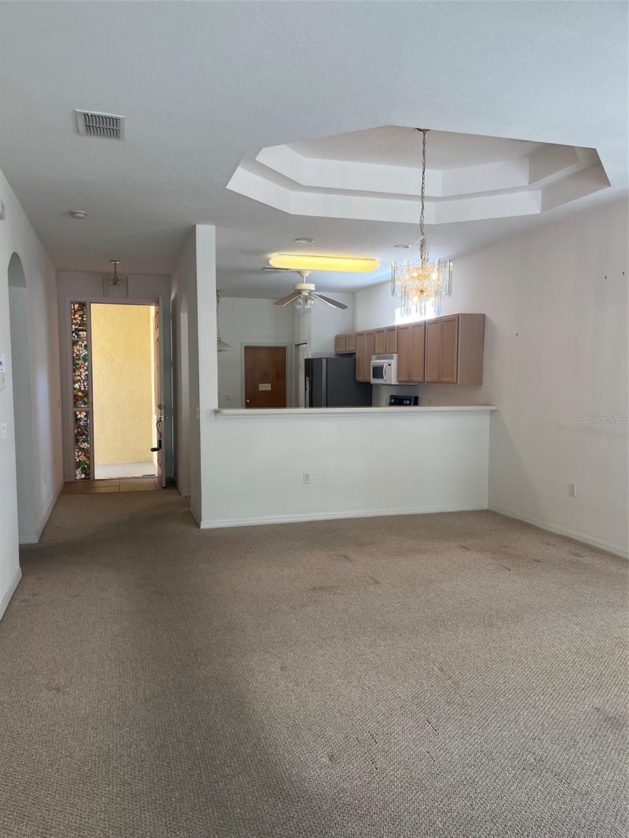 7211 CLEOPATRA DR — photo 10