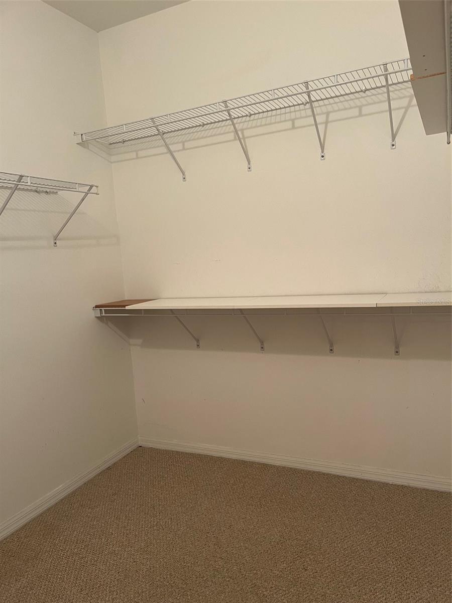 7211 CLEOPATRA DR — photo 18