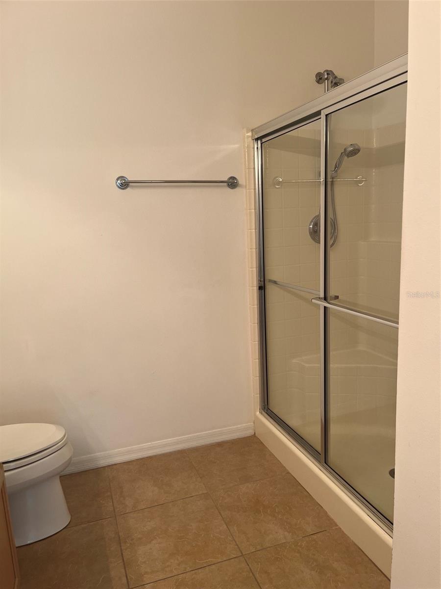 7211 CLEOPATRA DR — photo 17