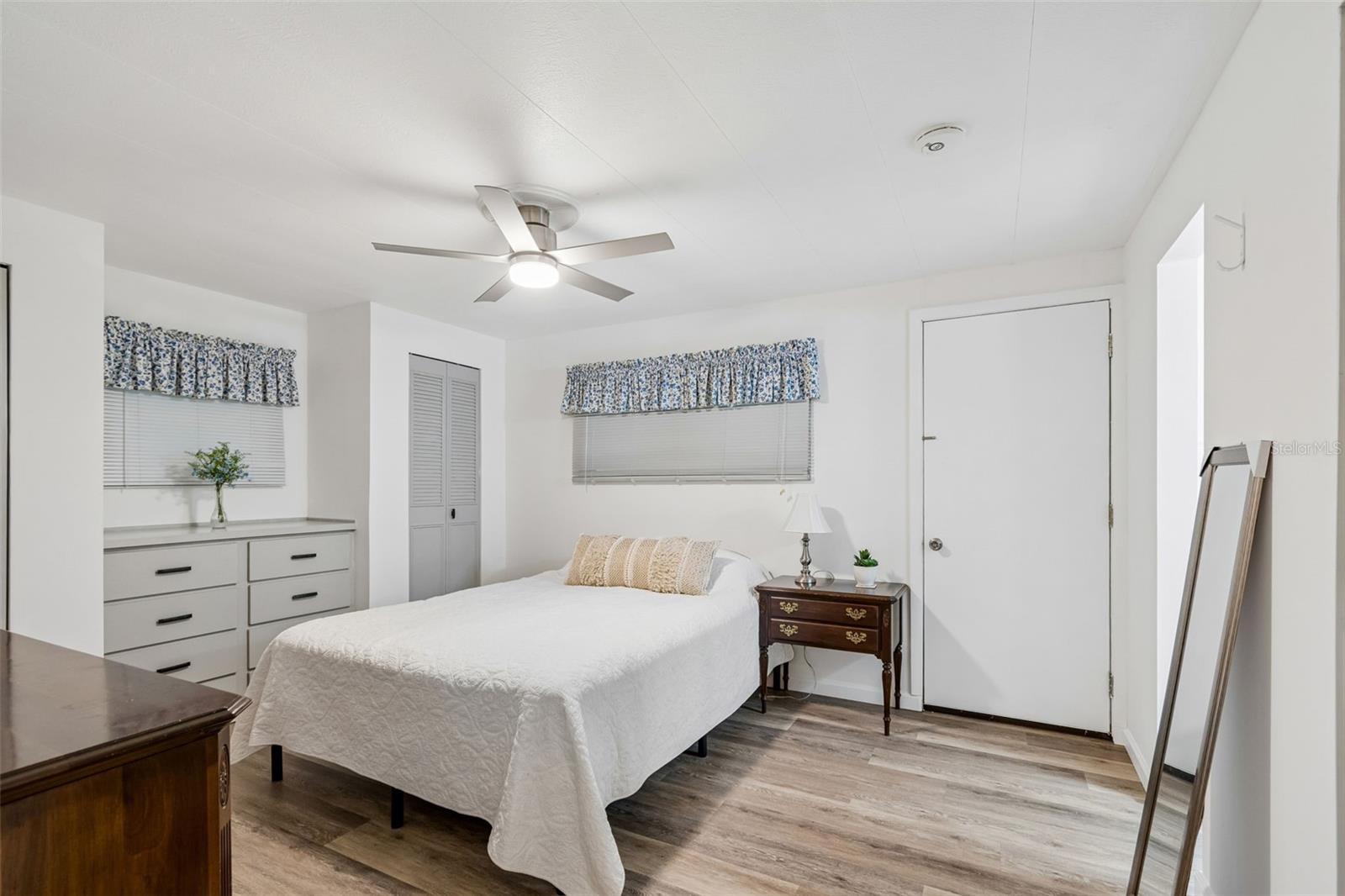 7186 MOUNT ARLINGTON DR NE #421 — photo 38