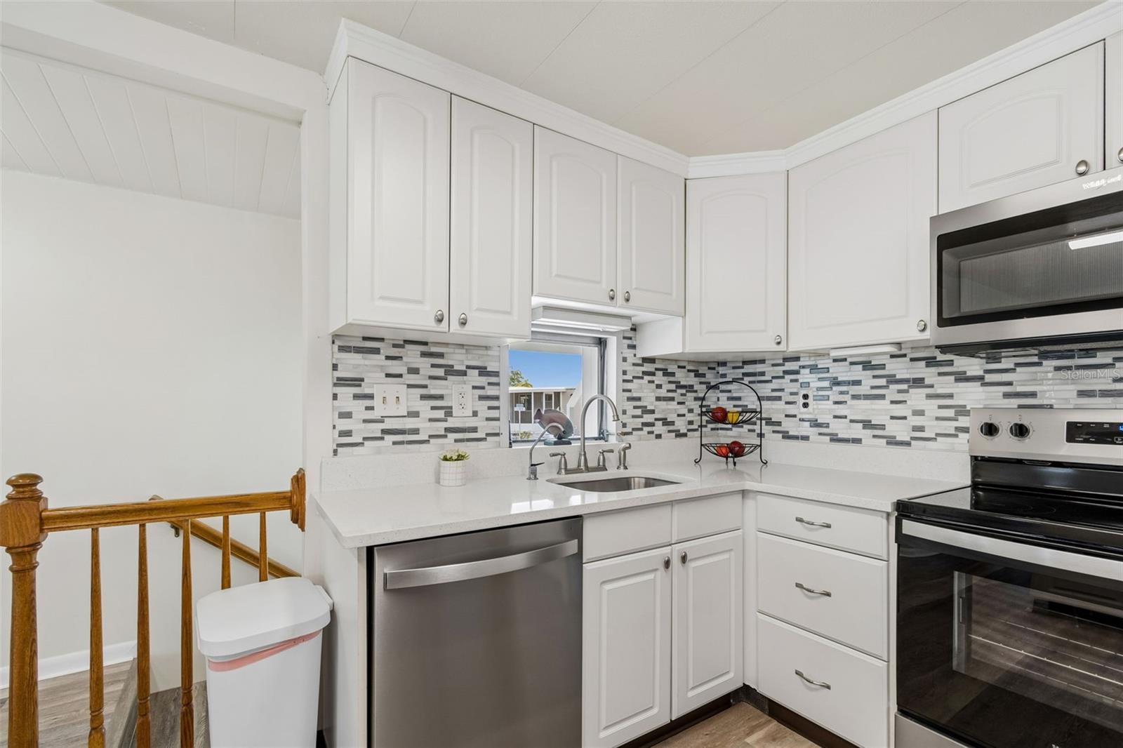 7186 MOUNT ARLINGTON DR NE #421 — photo 10
