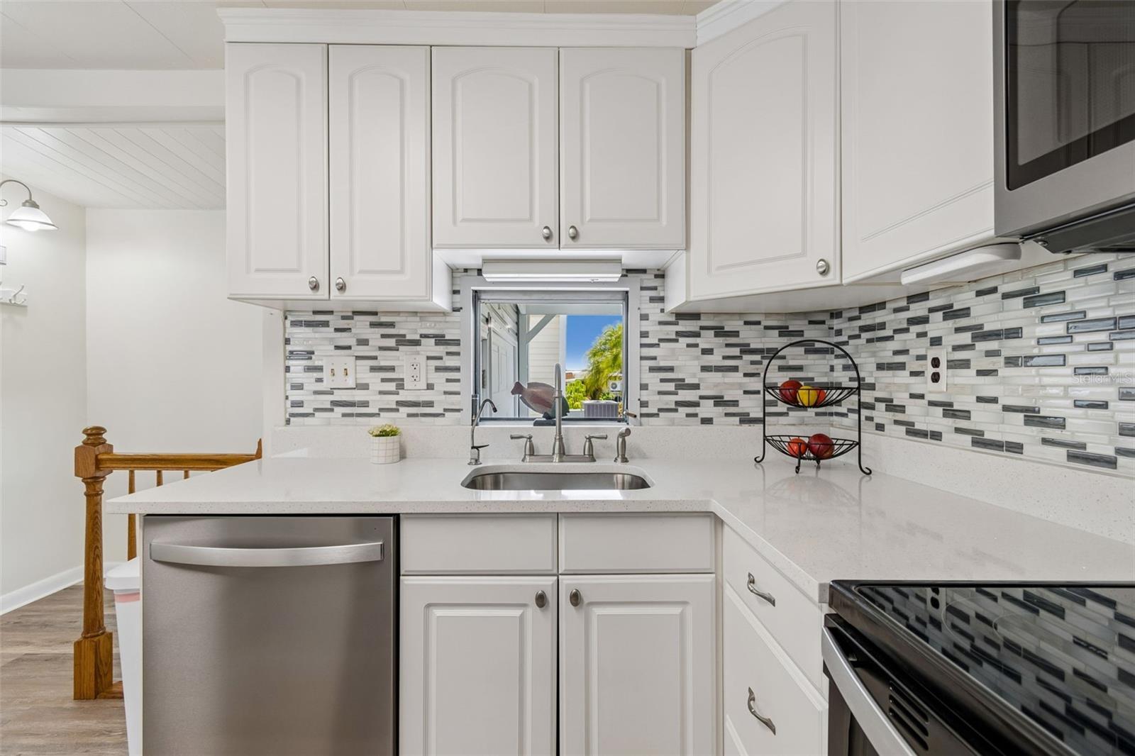 7186 MOUNT ARLINGTON DR NE #421 — photo 13