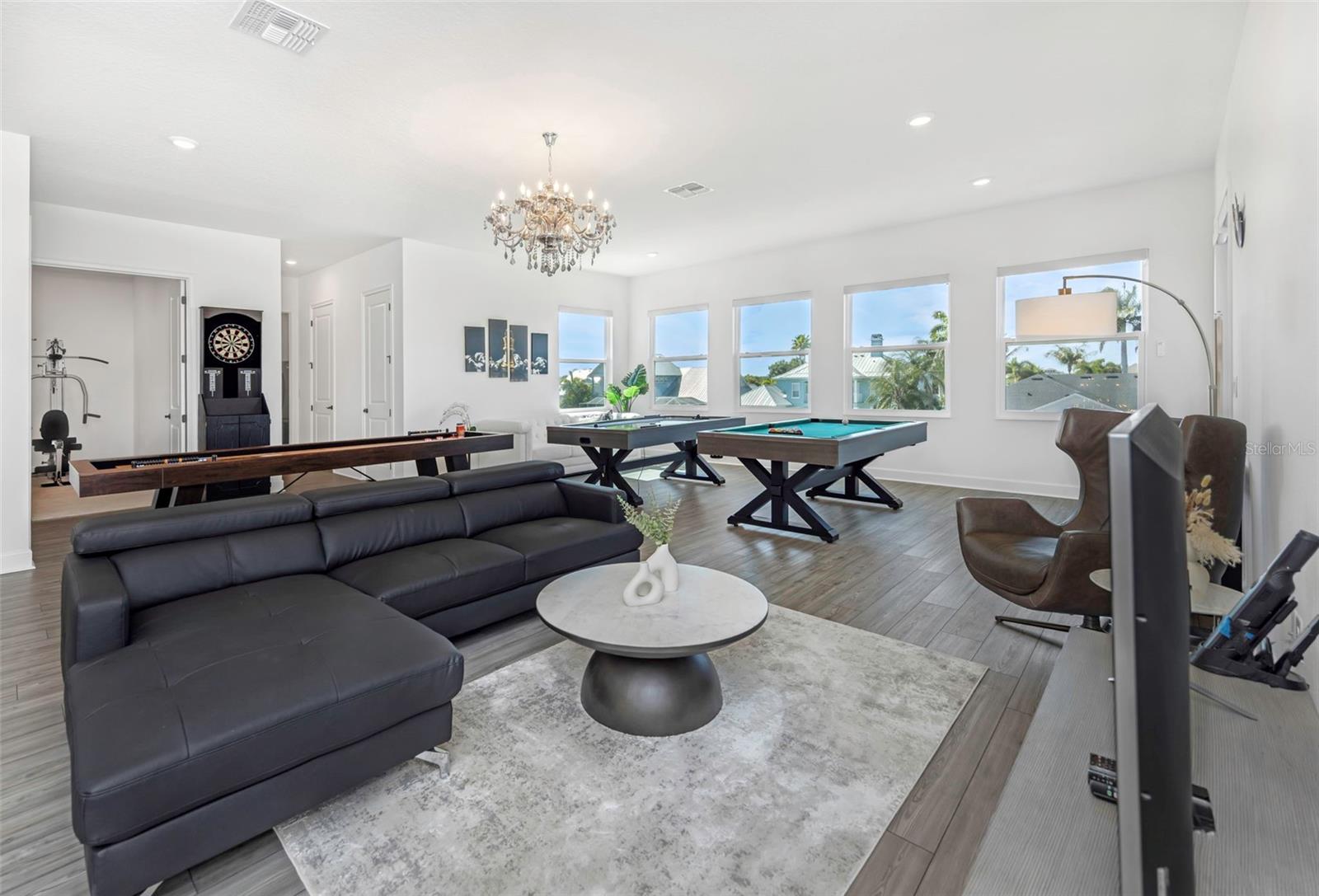 1016 SIGNET DR — photo 49