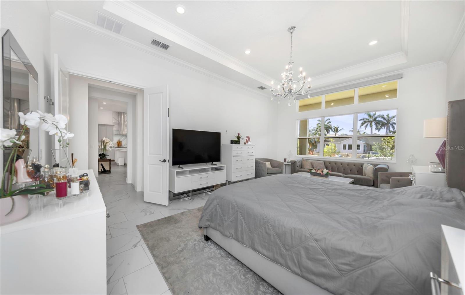 1016 SIGNET DR — photo 34