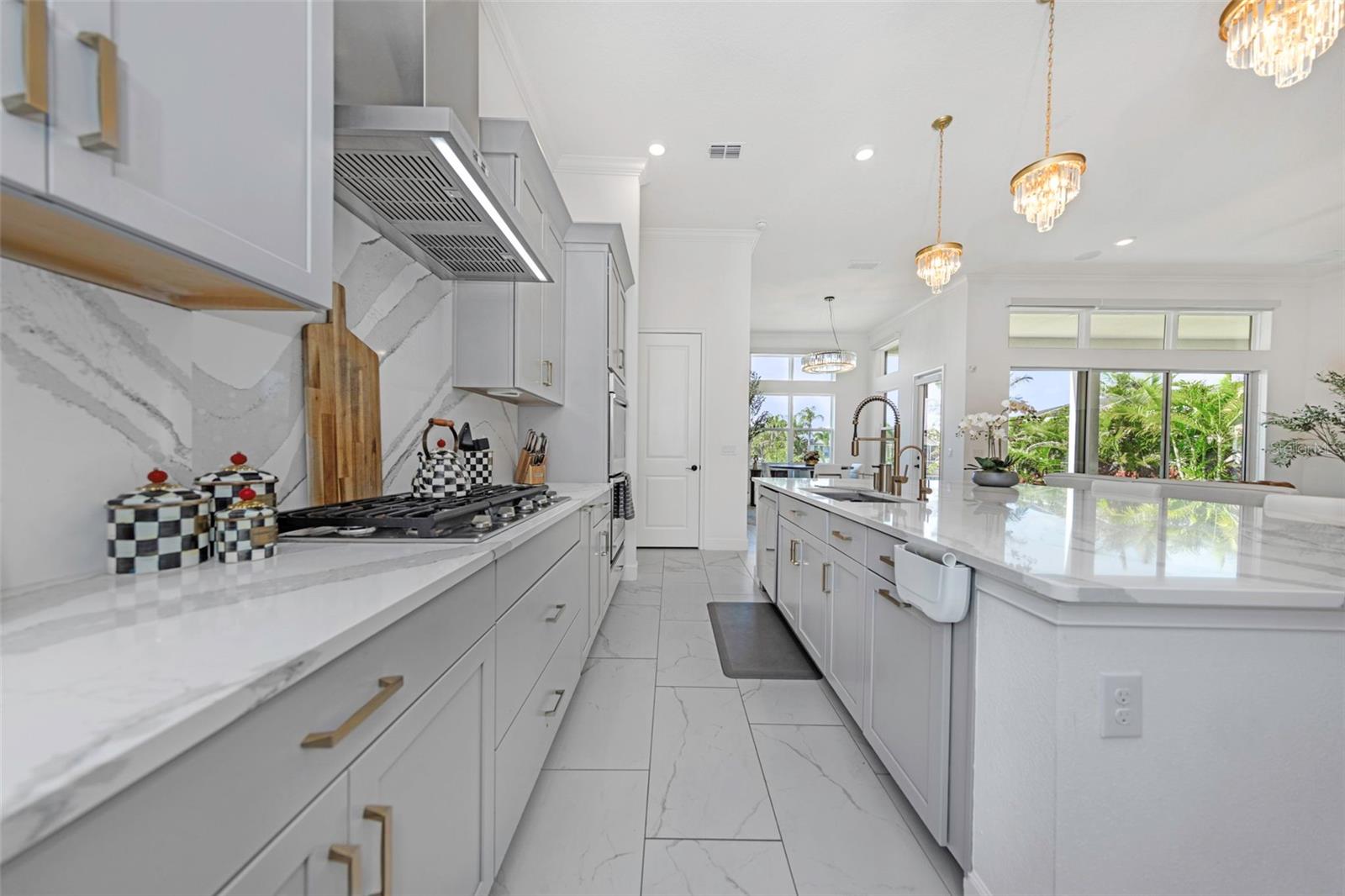 1016 SIGNET DR — photo 21