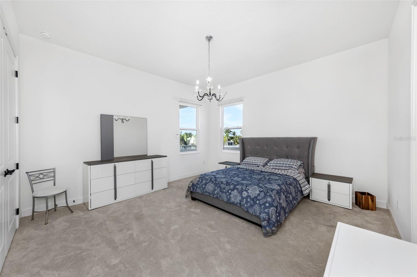 1016 SIGNET DR — photo 55