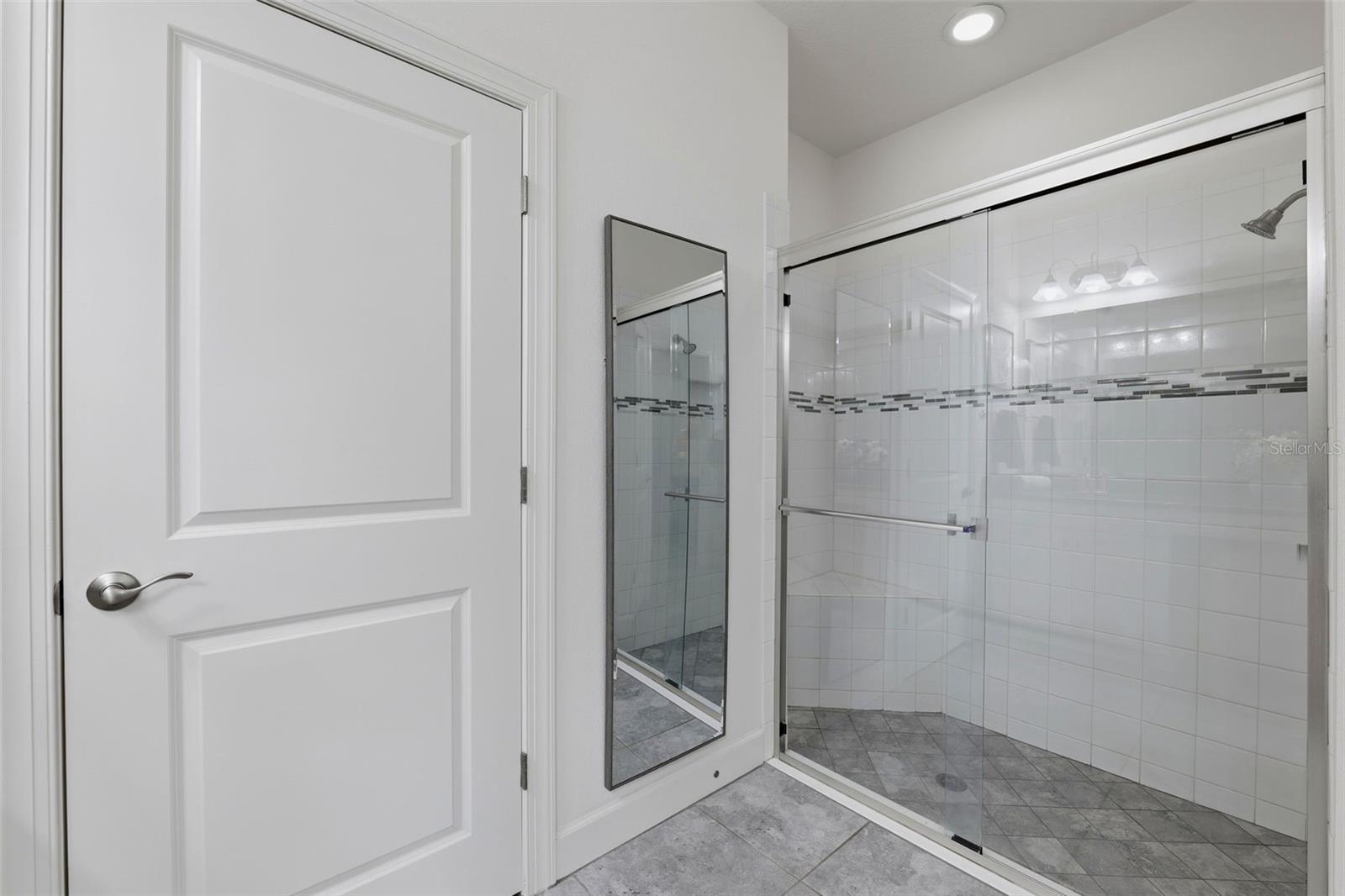 8412 ALBERATA VISTA DR — photo 9