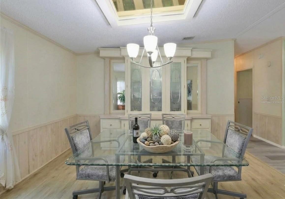 192 S PORT ROYAL LN — photo 9