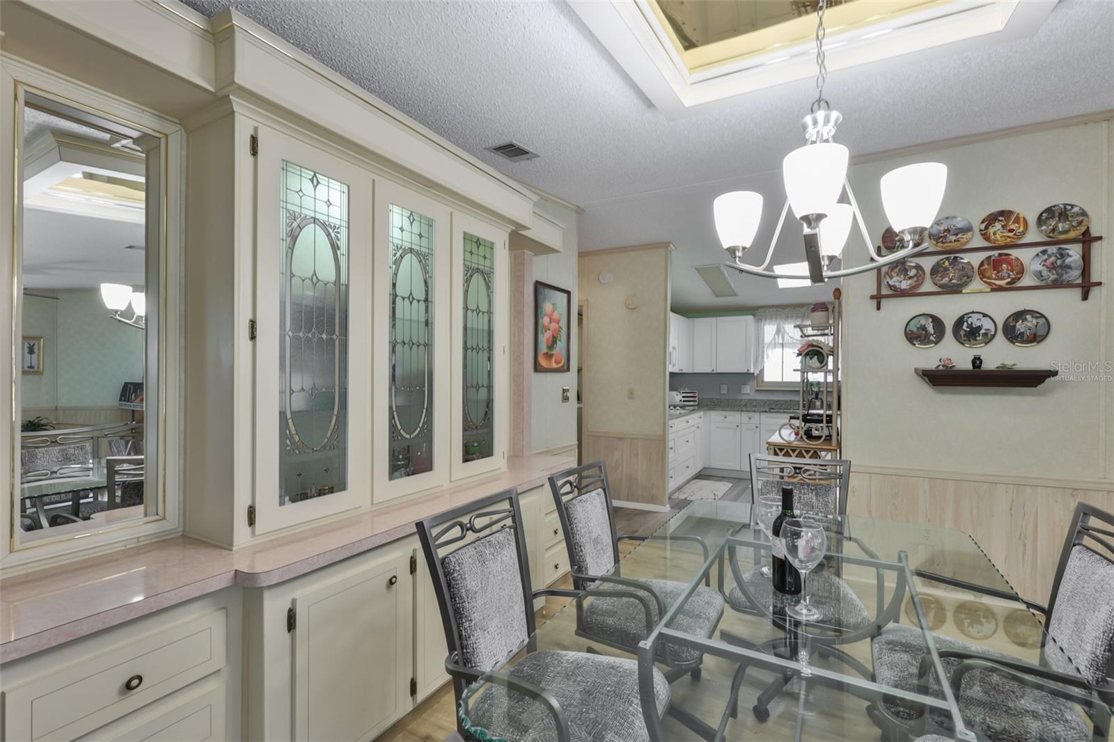 192 S PORT ROYAL LN — photo 12