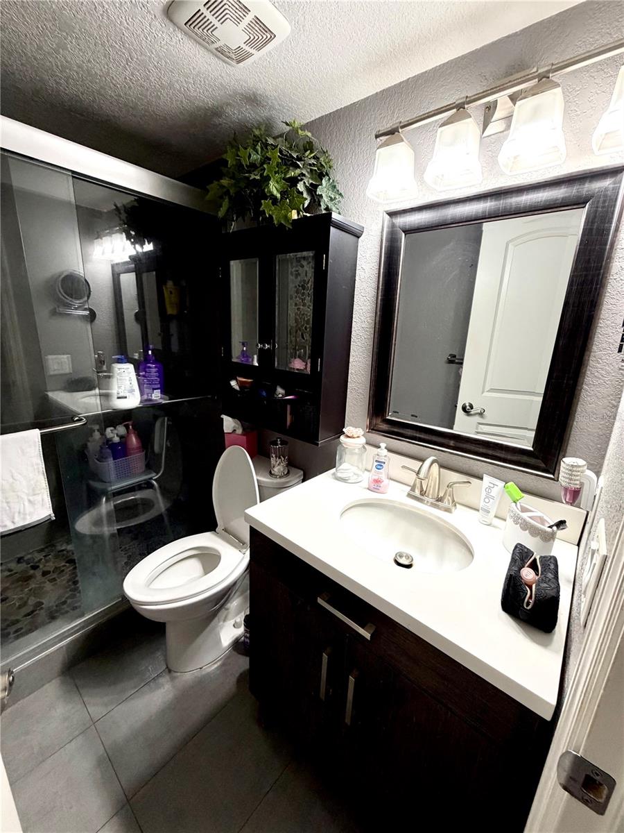 1000 COVE CAY DR #4D — photo 27