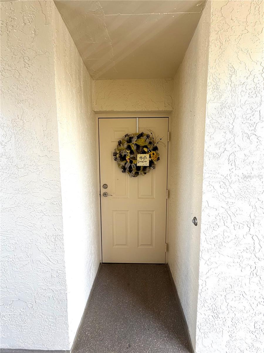 1000 COVE CAY DR #4D — photo 3