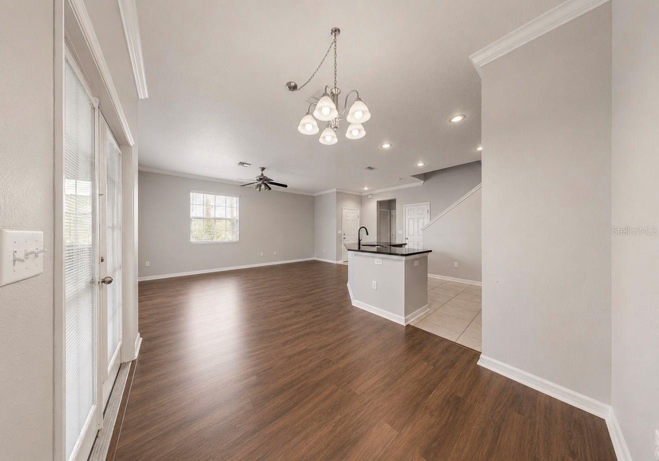 7539 TAMARIND AVE — photo 6