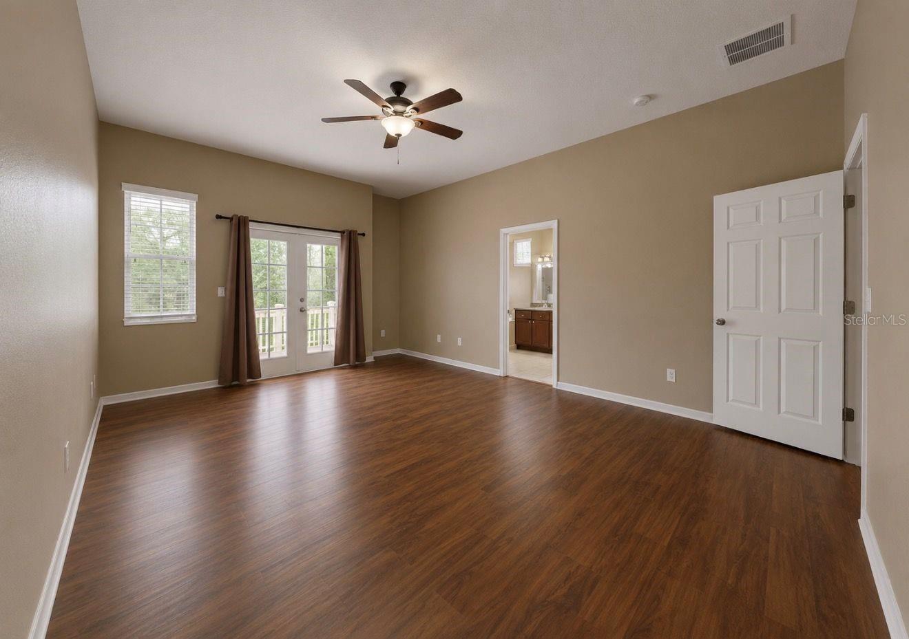 7539 TAMARIND AVE — photo 12