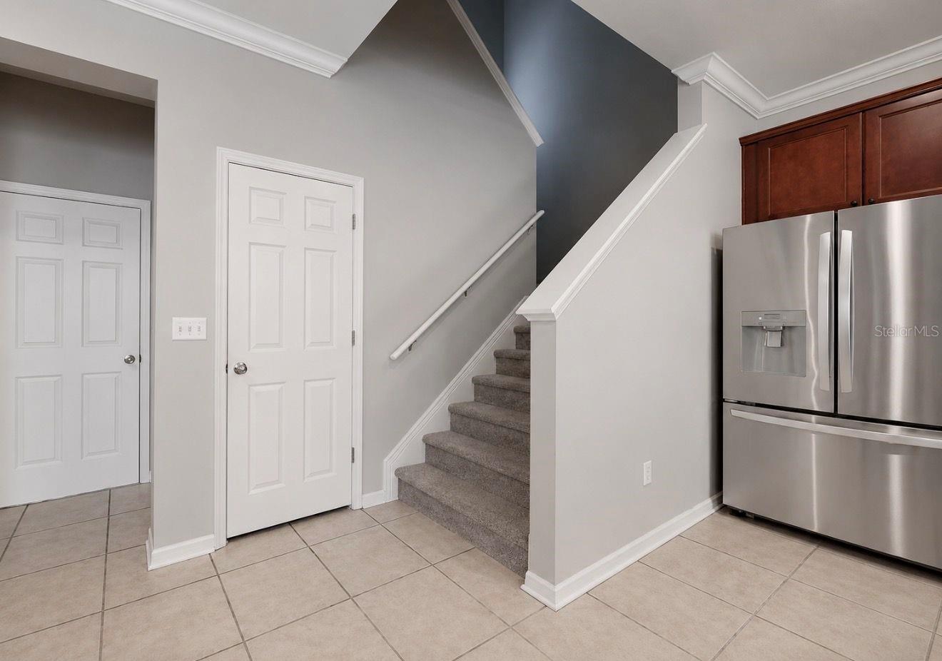 7539 TAMARIND AVE — photo 10