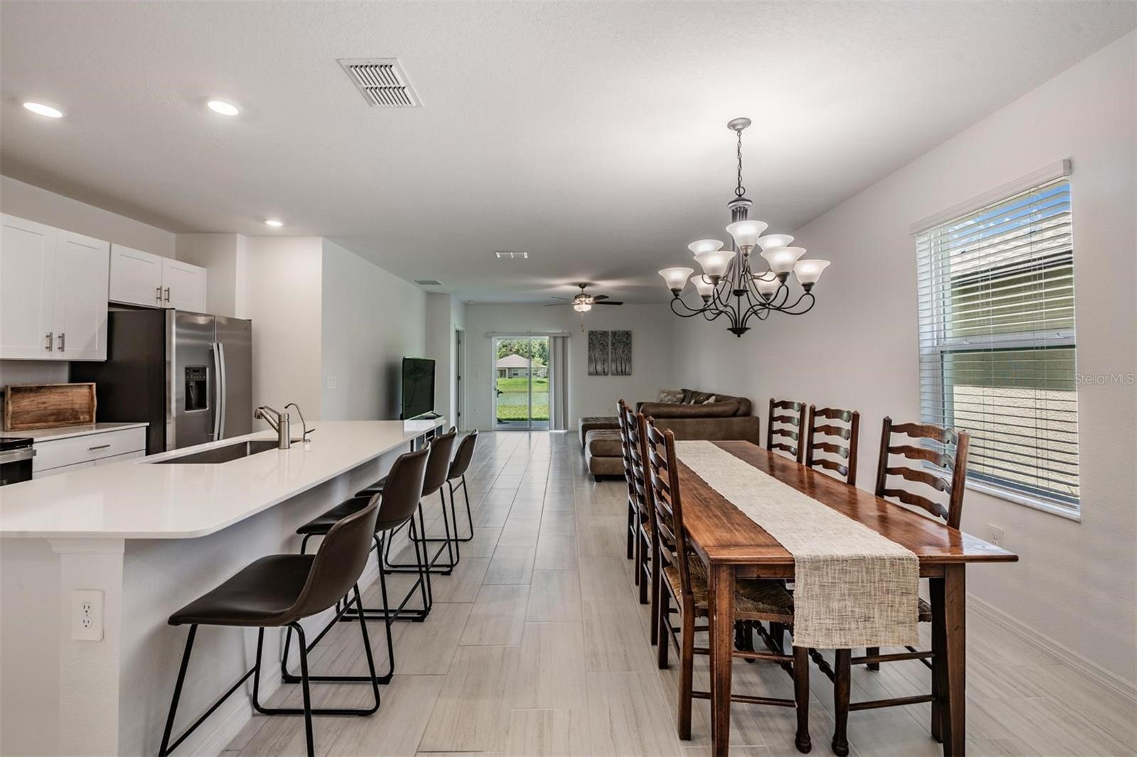 2515 VICTORIOUS FALLS AVE — photo 16