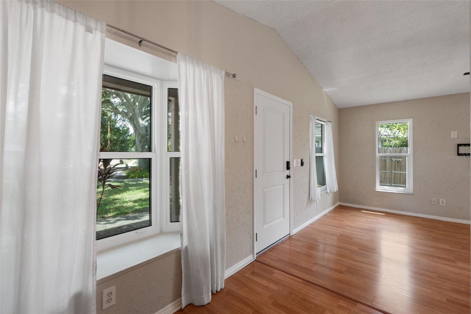2662 MEGAN CT — photo 14