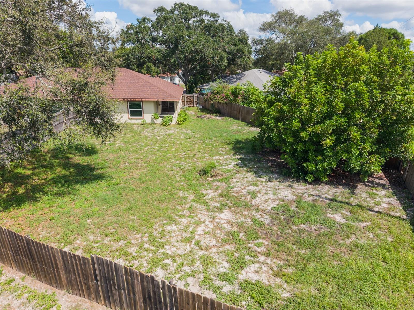 2662 MEGAN CT — photo 27