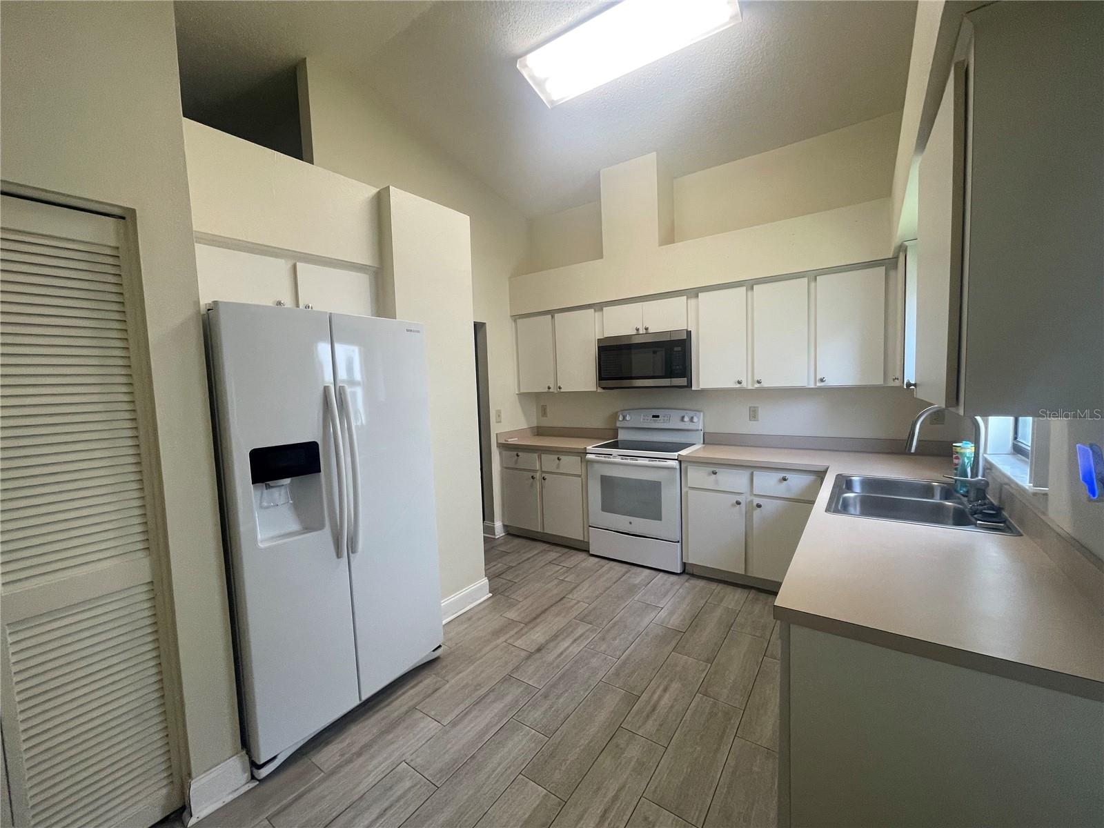 13104 BARTH PL #13104 — photo 9