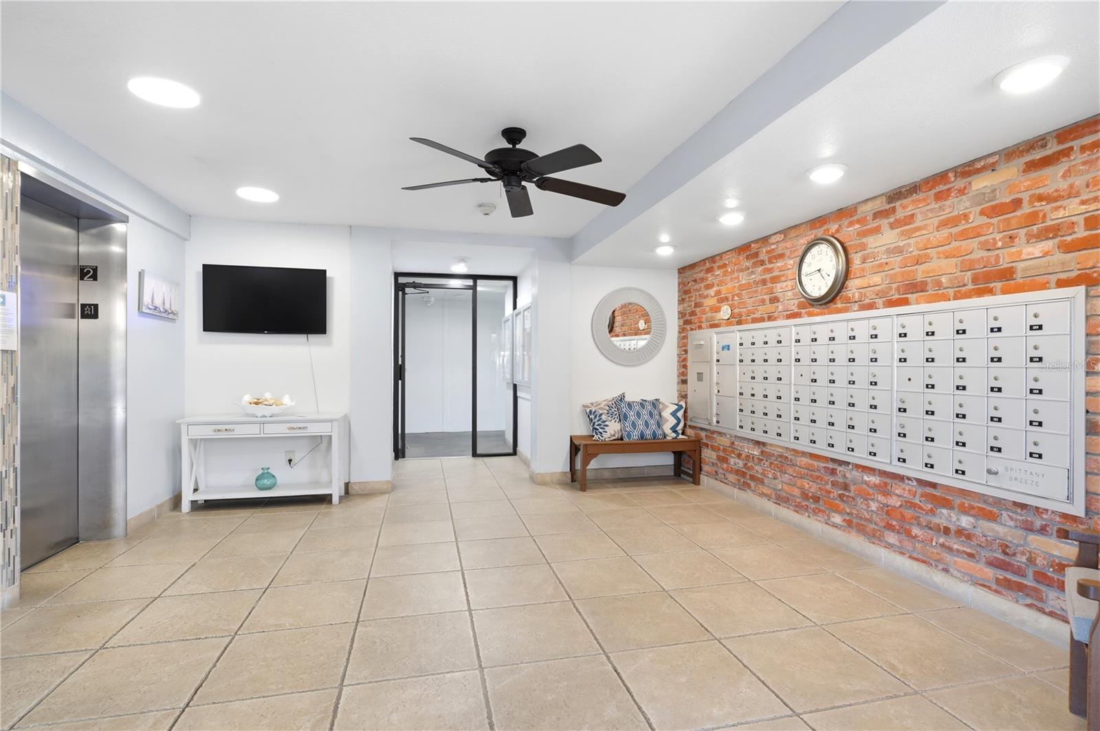 5108 BRITTANY DR S #506 — photo 7