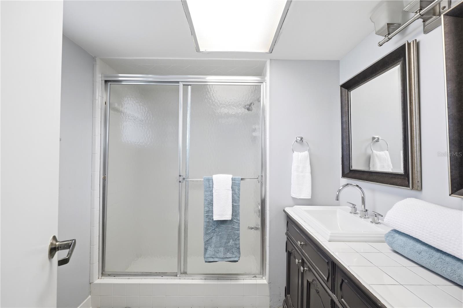 5108 BRITTANY DR S #506 — photo 41