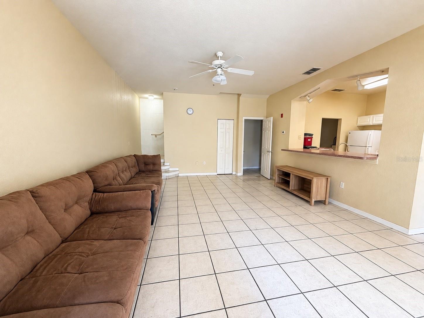 5001 SUNRIDGE PALMS DR — photo 2