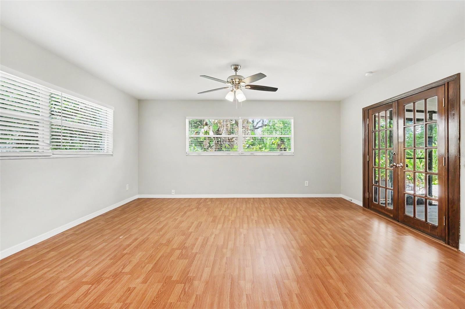 714 COULTER PL — photo 5
