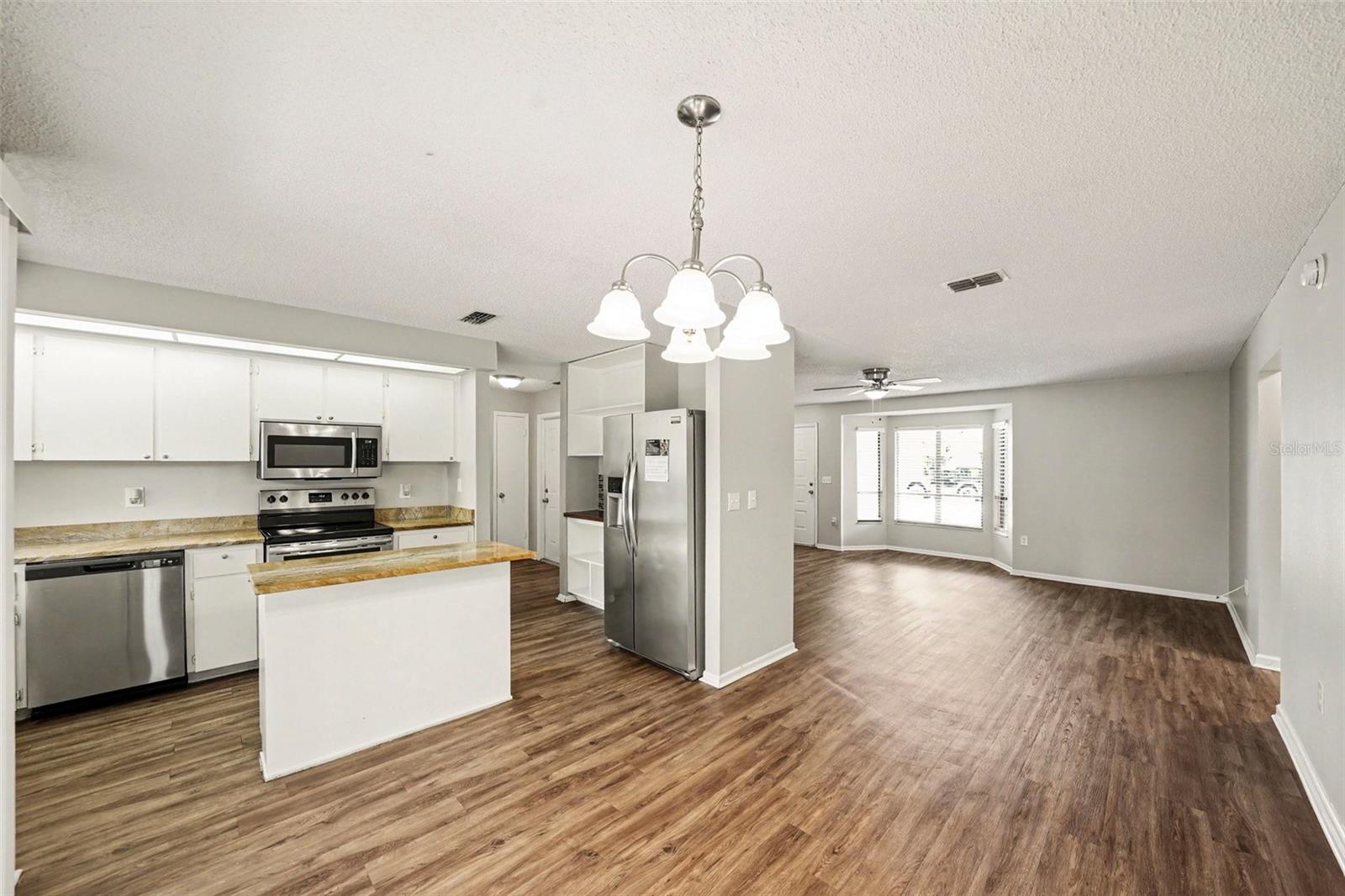 11424 SCALLOP DR — photo 11