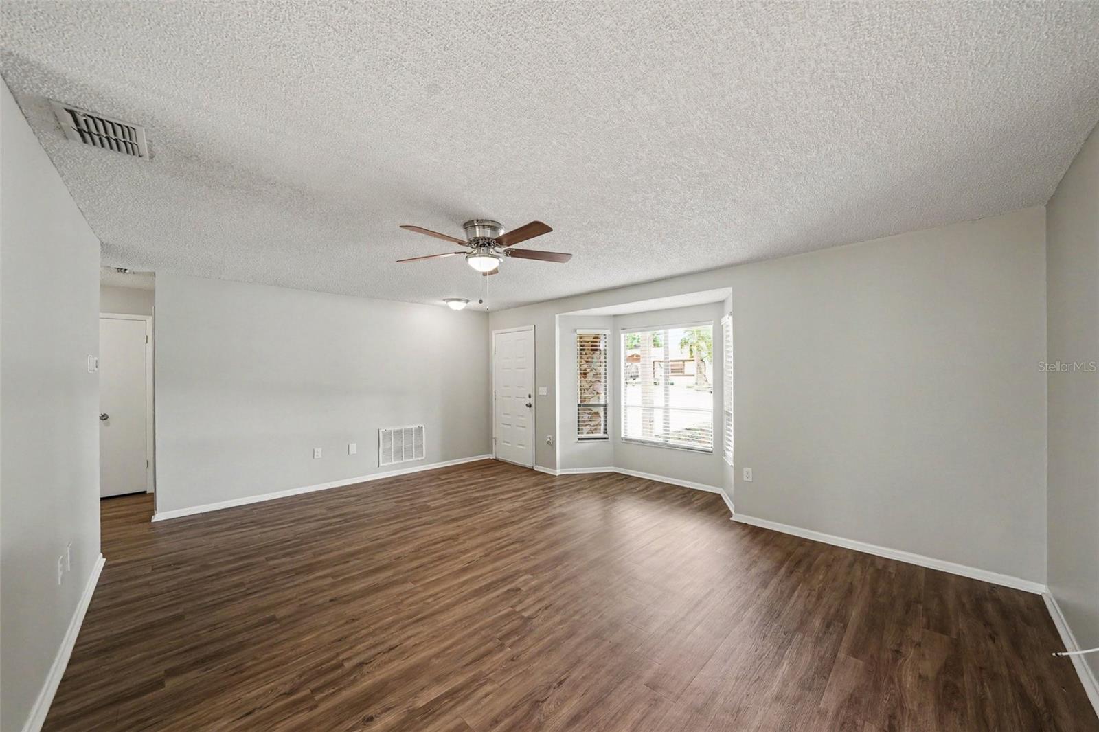 11424 SCALLOP DR — photo 7