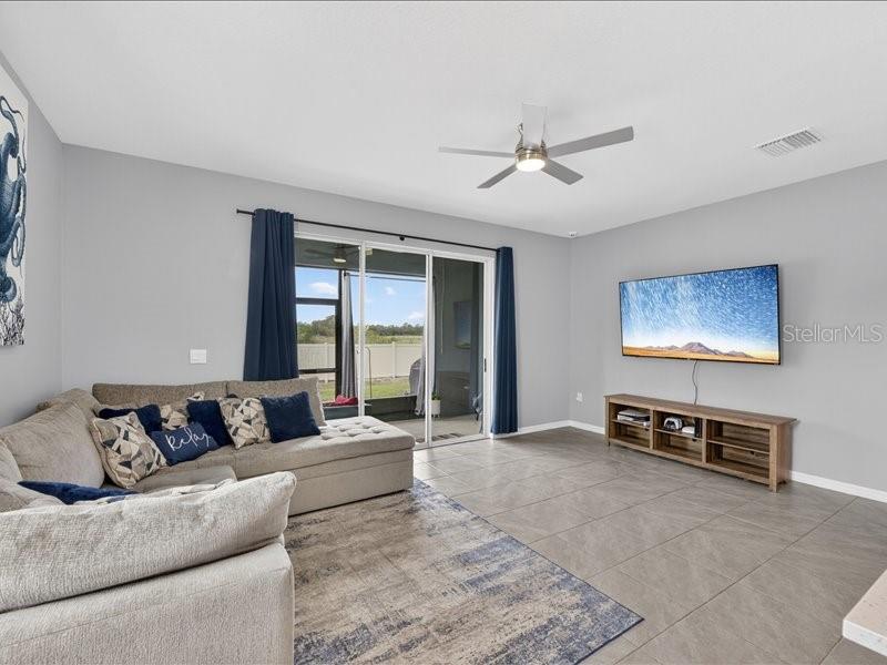 416 MANGROVE SHADE CIR — photo 22