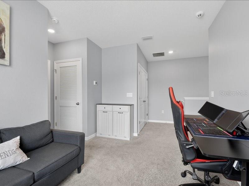 416 MANGROVE SHADE CIR — photo 31