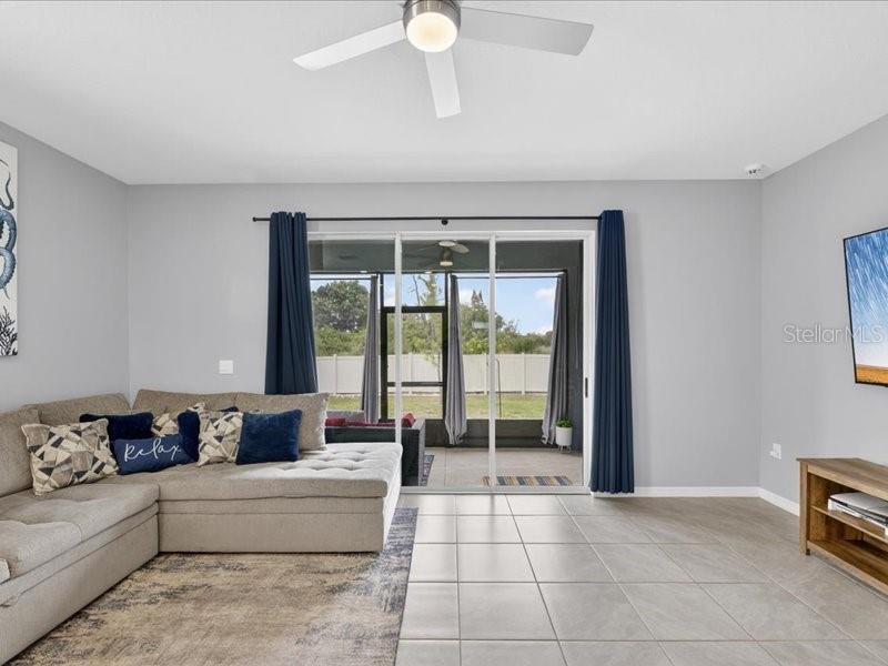 416 MANGROVE SHADE CIR — photo 23