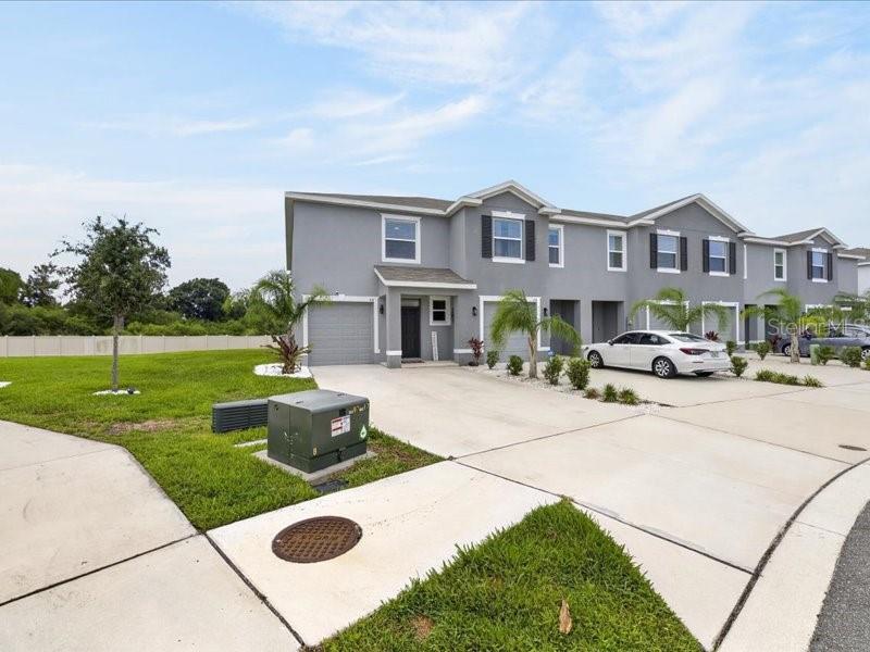 416 MANGROVE SHADE CIR — photo 65