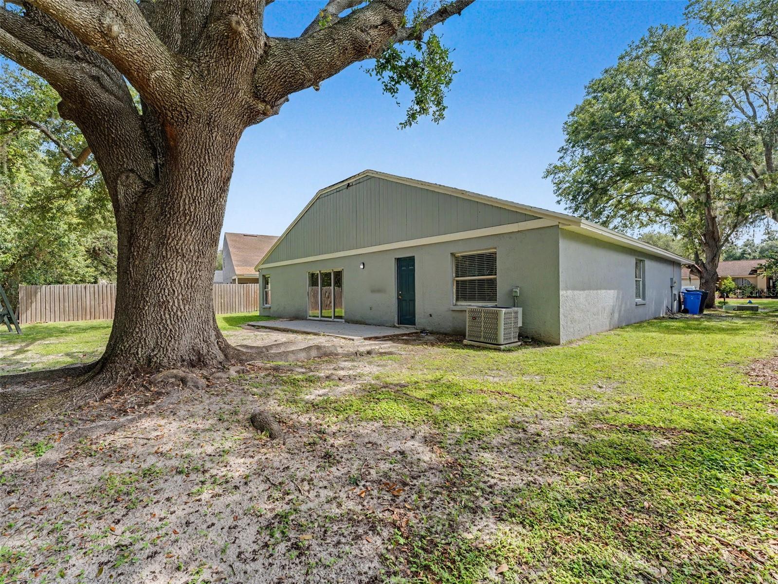 1328 GANGPLANK DR — photo 13