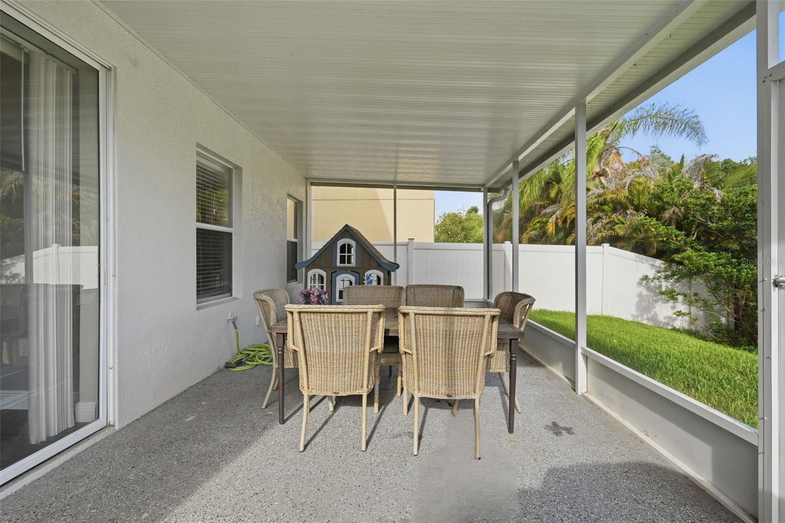 8836 CAMERON CREST DR — photo 45