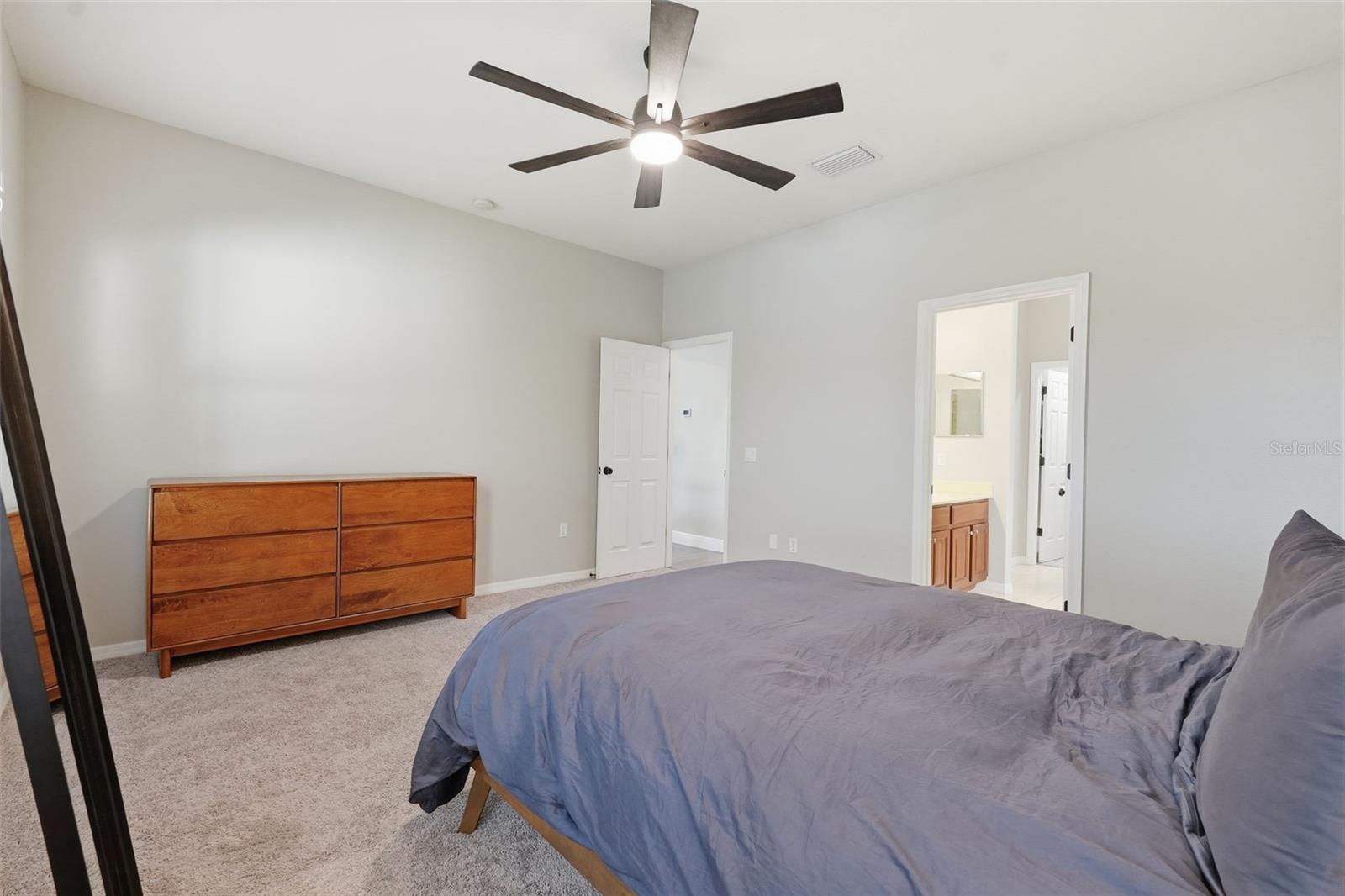 8836 CAMERON CREST DR — photo 19