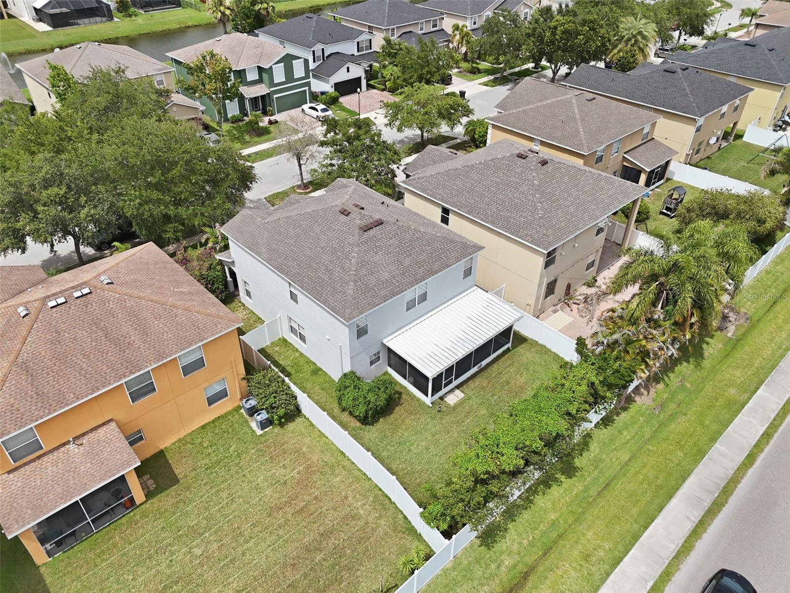 8836 CAMERON CREST DR — photo 47