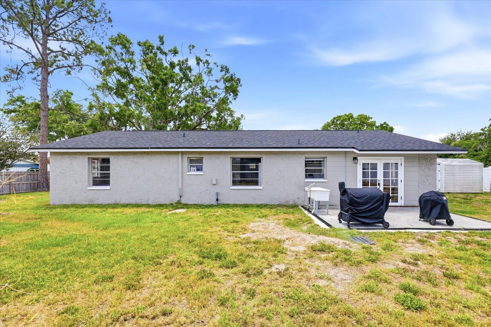 2429 MARTHA LN — photo 25