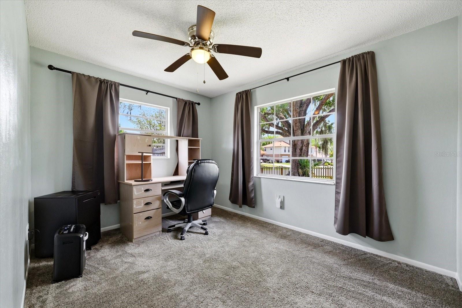 2429 MARTHA LN — photo 21