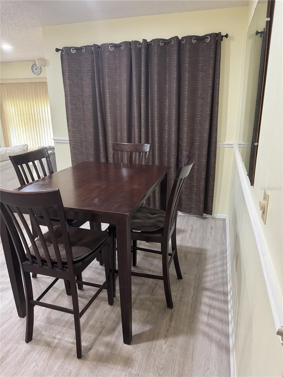 11220 ELDERBERRY DR — photo 14