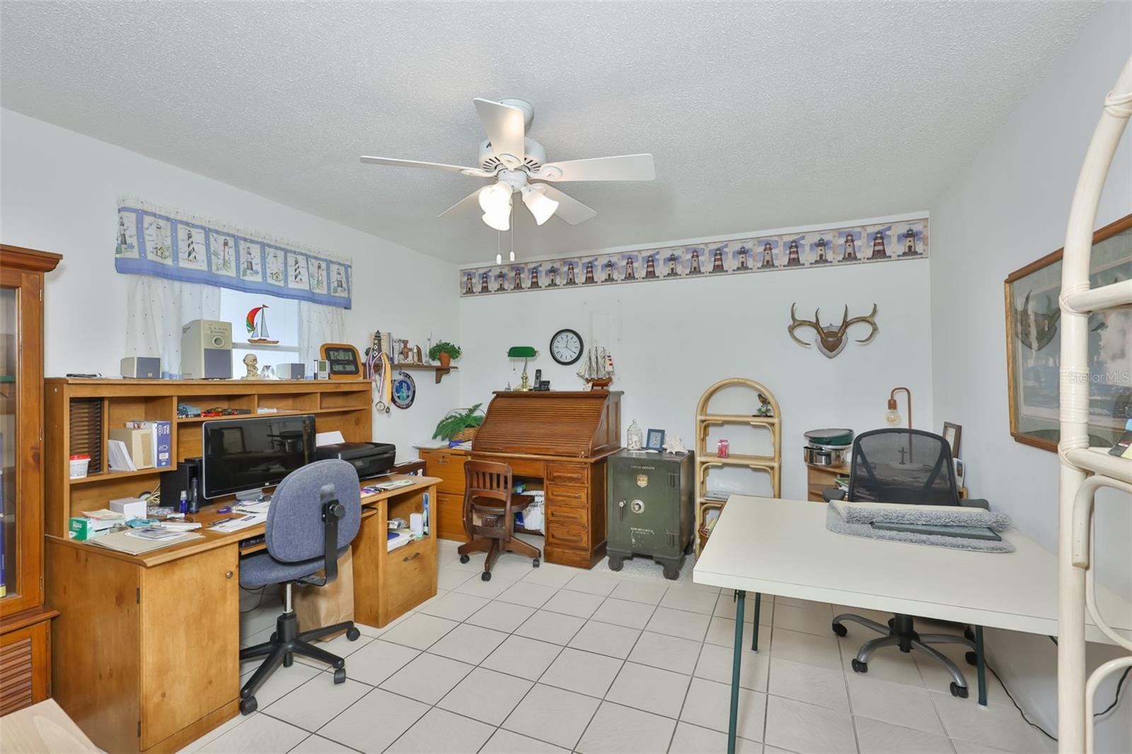 684 ALLEGHENY DR — photo 15