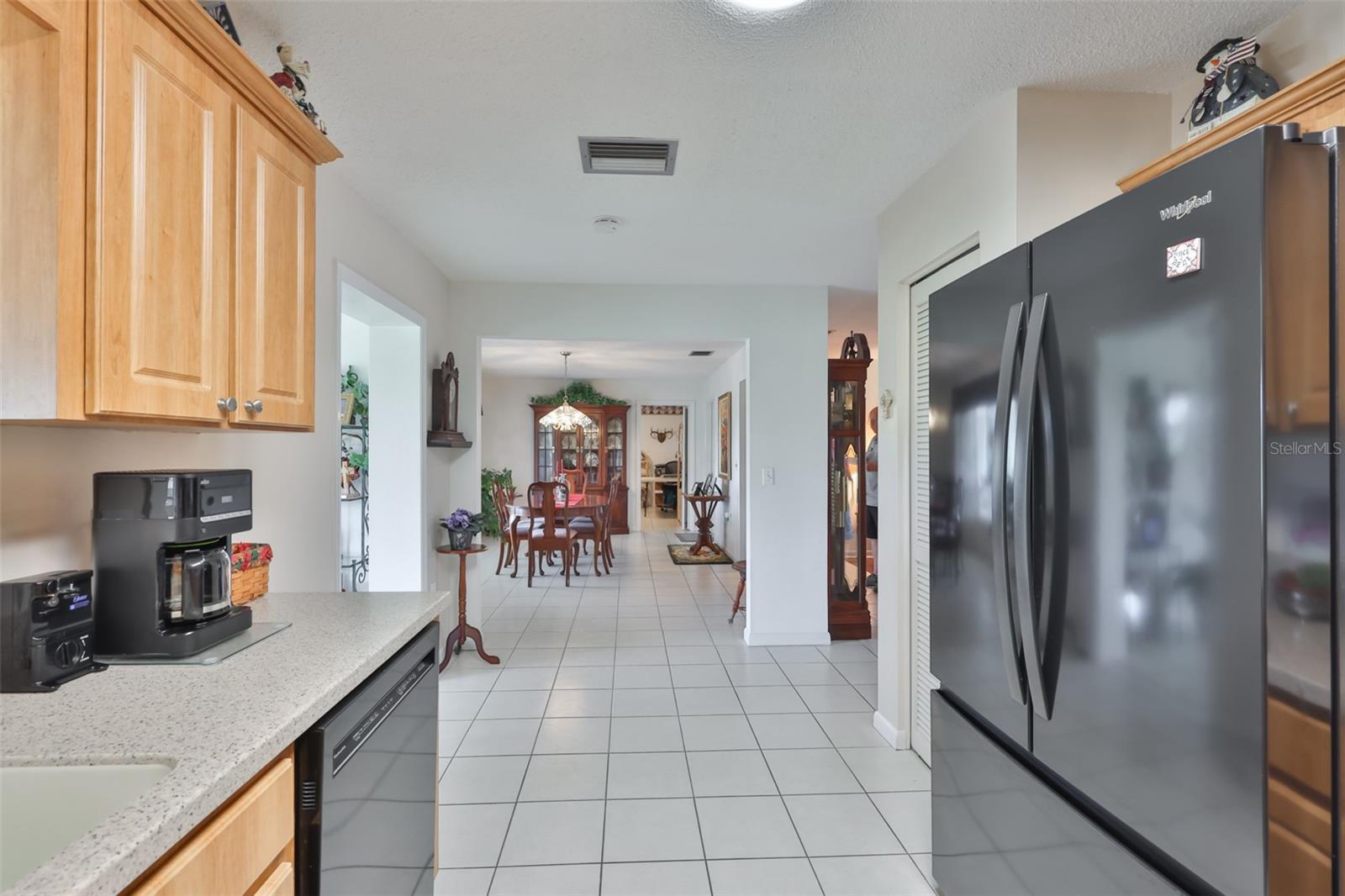 684 ALLEGHENY DR — photo 14