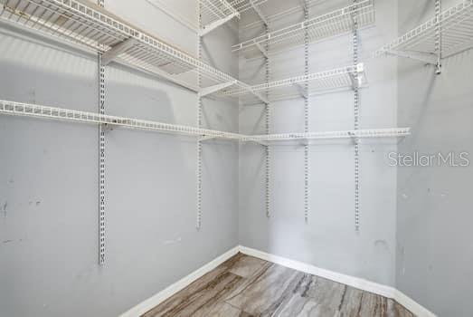 4415 AVENUE CANNES — photo 33